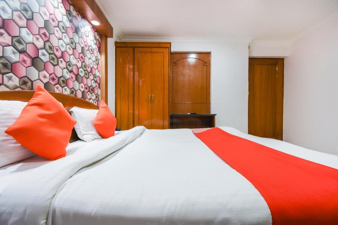 Oyo V International Hotel Amritsar Ngoại thất bức ảnh