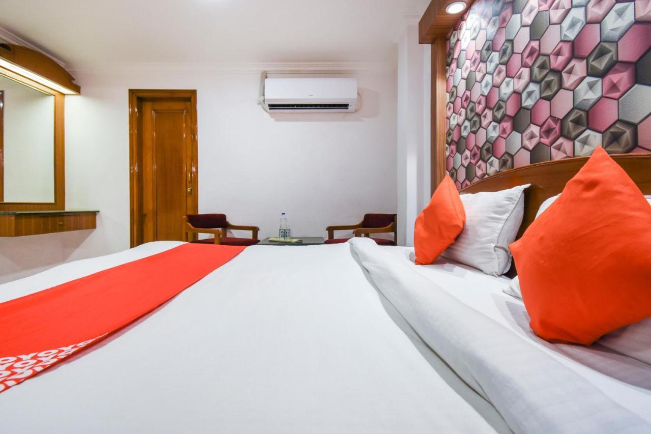 Oyo V International Hotel Amritsar Ngoại thất bức ảnh