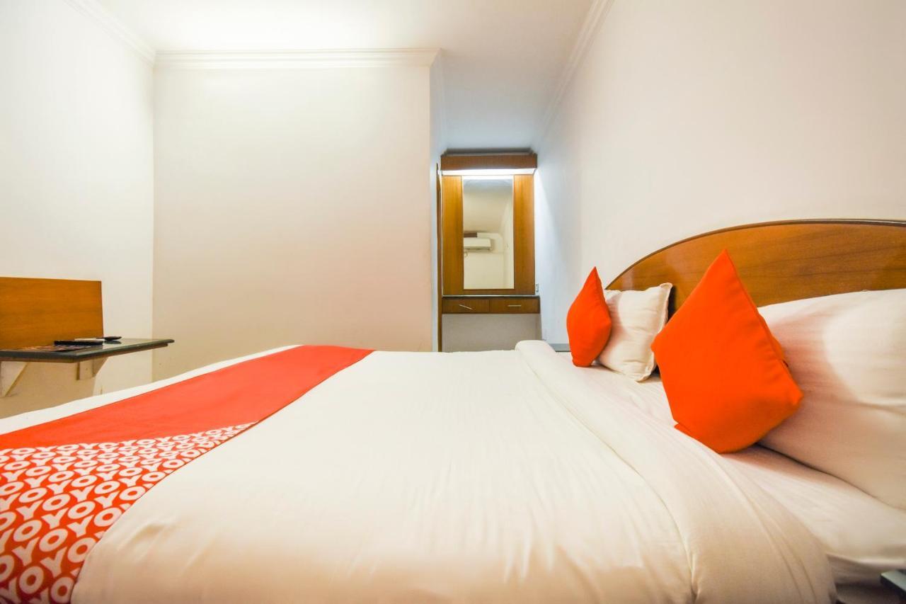 Oyo V International Hotel Amritsar Ngoại thất bức ảnh