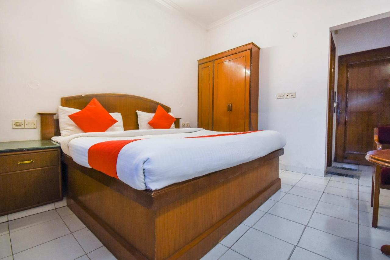 Oyo V International Hotel Amritsar Ngoại thất bức ảnh